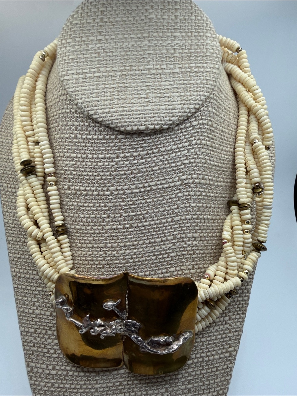 VTG  1970s Modernist Multi-Strand Heishi Bead Statement Necklace – Brutalist